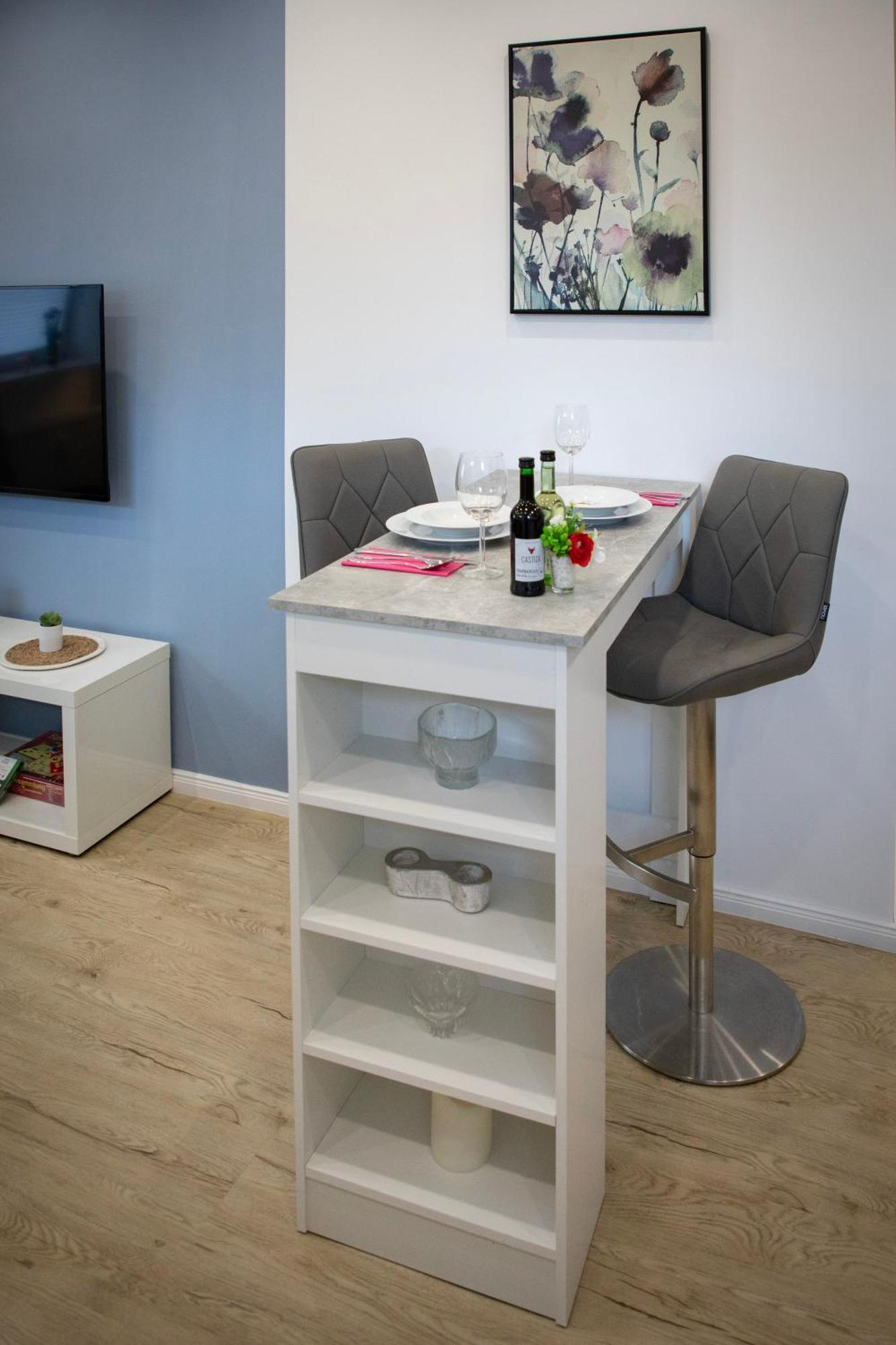 Apartment Hannibal - Design Lavendel 4, Vw Naehe, Parkplatz, Kueche, Highspeed-wlan, Fitness, Solarium
