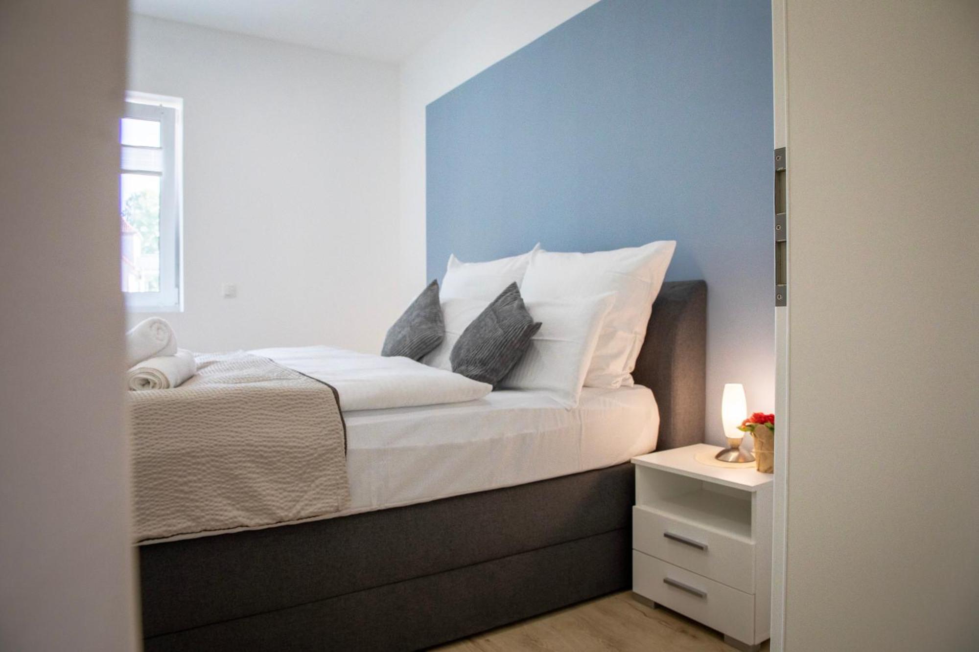 Apartment Hannibal - Design Lavendel 4, Vw Naehe, Parkplatz, Kueche, Highspeed-wlan, Fitness, Solarium Wolfsburg