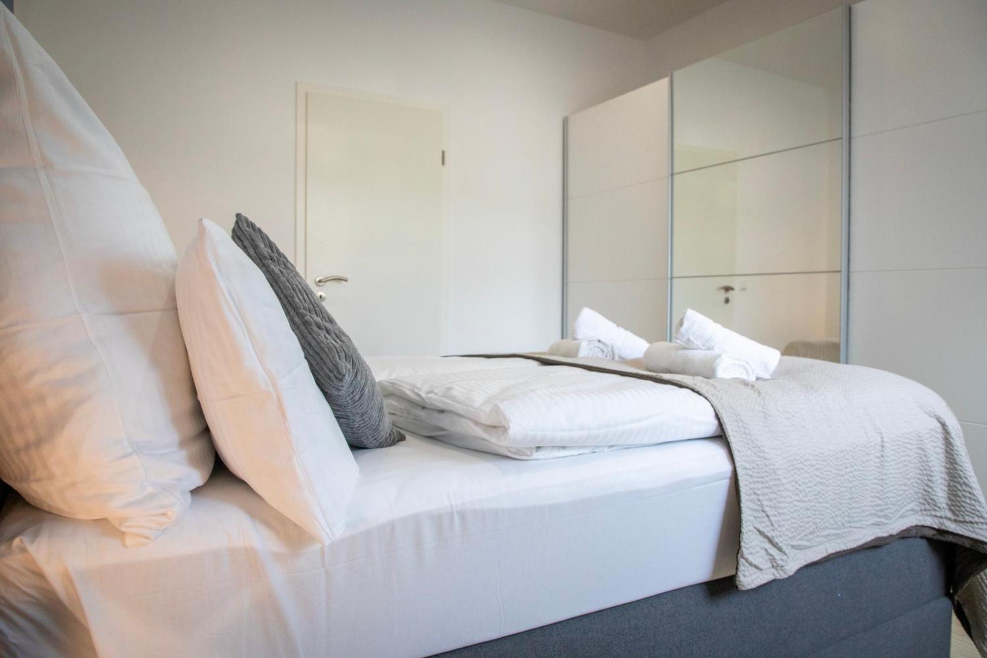 Hannibal - Design Lavendel 4, Vw Naehe, Parkplatz, Kueche, Highspeed-wlan, Fitness, Solarium